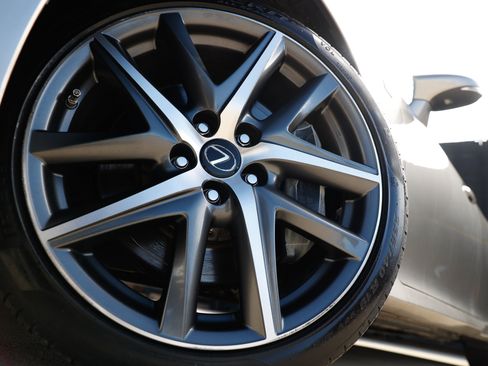 Used 2018 Lexus GS 350 F Sport RWD image 47
