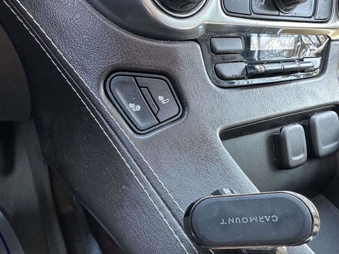 Used 2016 Chevrolet Tahoe LT image 22