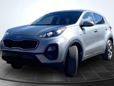 Used 2021 Kia Sportage LX image 4