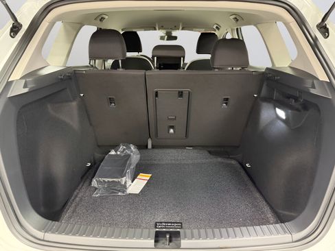 New 2026 Volkswagen Taos S image 9