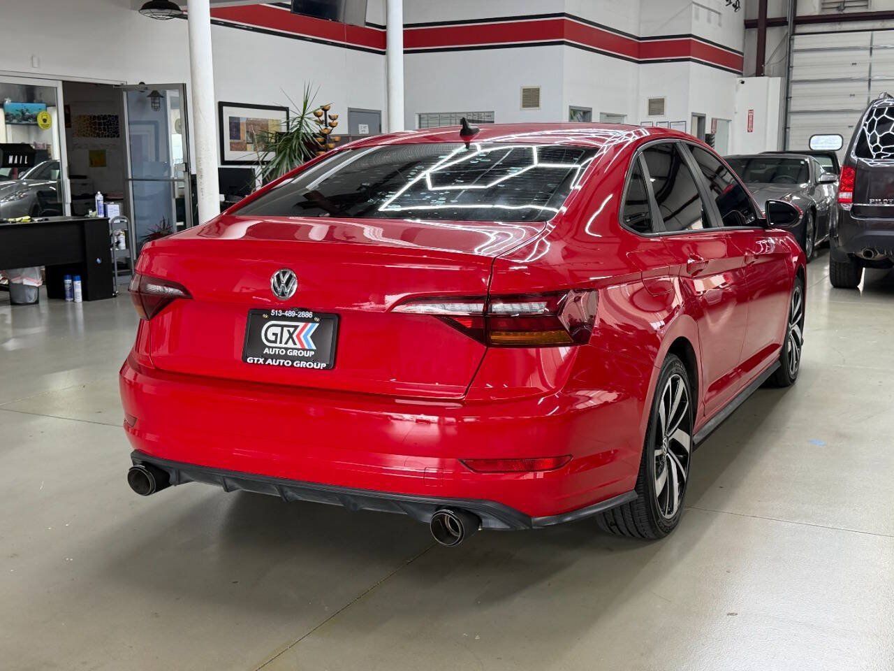 Used 2019 Volkswagen Jetta GLI Autobahn FWD image 2
