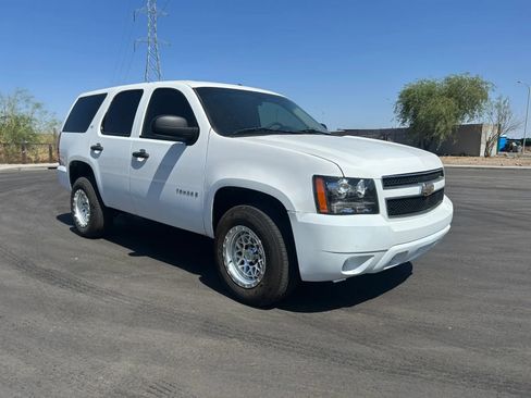 Used 2009 Chevrolet Tahoe 4WD w/ Skid Plate Package image 3