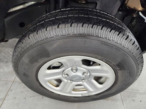 Used 2015 Jeep Wrangler Sport w/ Connectivity Group image 3