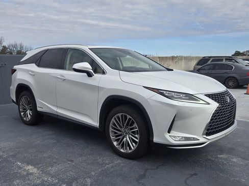 Used 2022 Lexus RX 450hL Luxury w/ Cold Area Package (CT) image 2