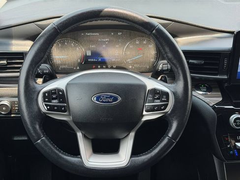 Used 2021 Ford Explorer Limited w/ Equipment Group 301A AWD/4WD image 20
