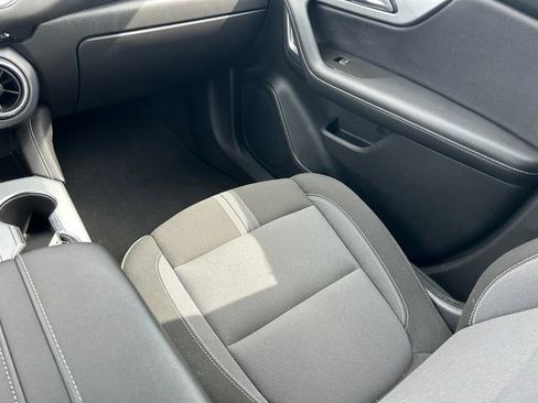 Used 2025 Chevrolet Blazer LT image 15