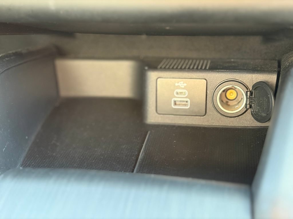Used 2025 Ford Escape ST-Line AWD/4WD image 28
