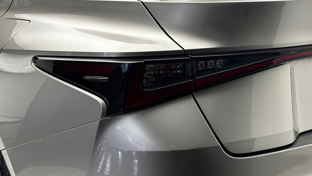 Used 2023 Lexus IS 300 AWD w/ Premium Package image 7