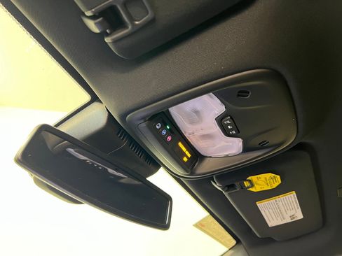 Used 2023 GMC Canyon AT4 w/ Technology Package image 20