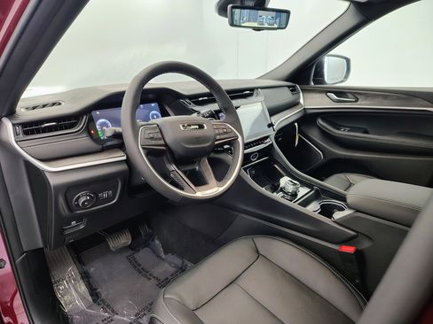 New 2026 Jeep Grand Cherokee L Limited AWD/4WD image 38
