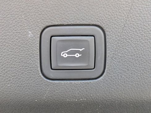 Used 2023 Chevrolet Tahoe LT image 14