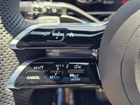 New 2026 Mercedes-Benz GLC 350e 4MATIC image 32