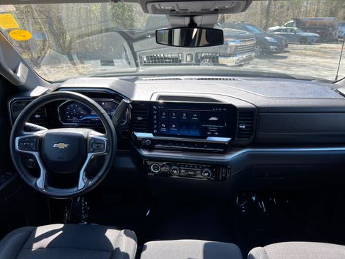 Certified 2023 Chevrolet Silverado 1500 LT AWD/4WD image 33
