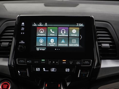 Used 2018 Honda Odyssey EX-L image 16