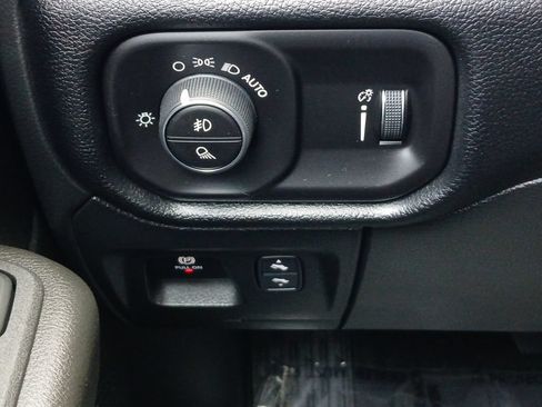 Used 2026 RAM 1500 Lone Star RWD image 12