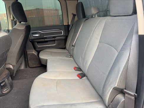 Used 2019 RAM 2500 Big Horn image 22