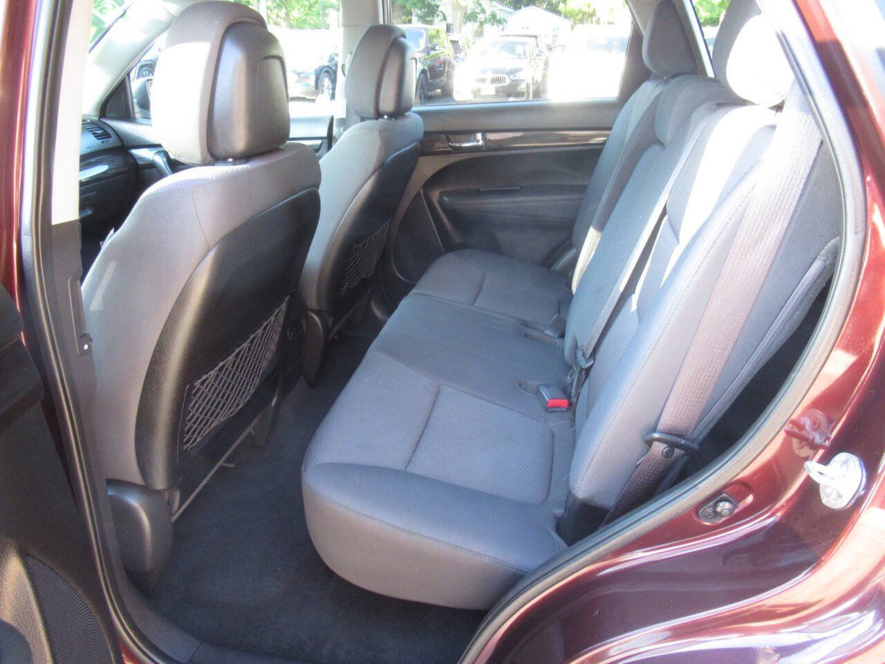 Used 2013 Kia Sorento LX FWD image 15