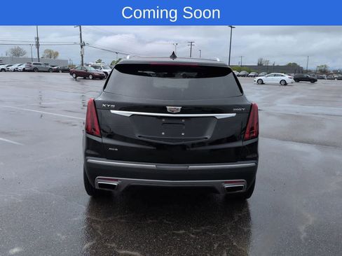 Used 2023 Cadillac XT5 Premium Luxury w/ LPO, Floor Liner Package AWD/4WD image 5