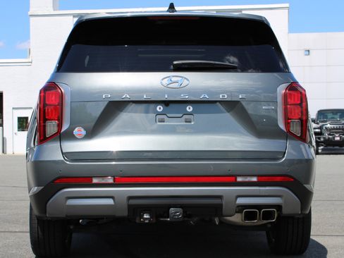 Used 2024 Hyundai Palisade SEL w/ Premium Package AWD/4WD image 10