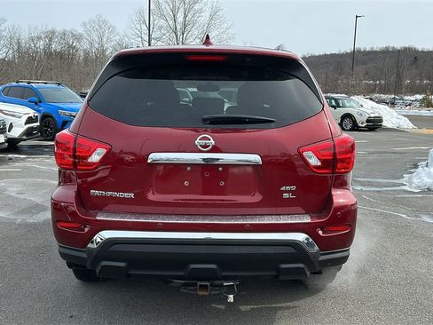 Used 2019 Nissan Pathfinder SL image 5