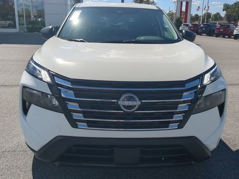 New 2026 Nissan Rogue S image 9