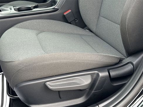 New 2025 Kia K4 LXS image 14