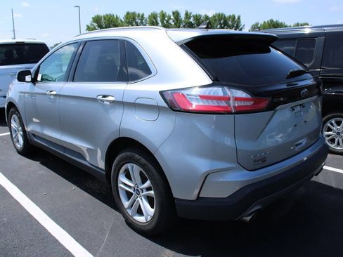 Used 2020 Ford Edge SEL w/ Convenience Package AWD/4WD image 8