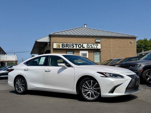 Used 2021 Lexus ES 250 w/ Premium Package AWD/4WD image 1