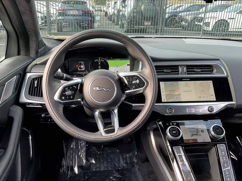 New 2024 Jaguar I-PACE R-Dynamic HSE image 14