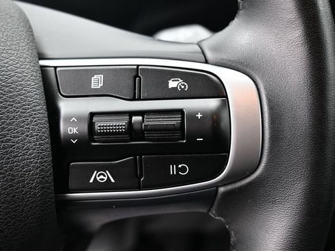 Used 2023 Kia Sportage EX AWD/4WD image 17