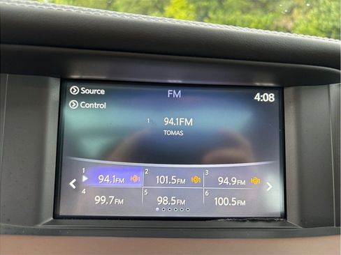 Used 2017 INFINITI QX30 Premium w/ Technology Package AWD/4WD image 28