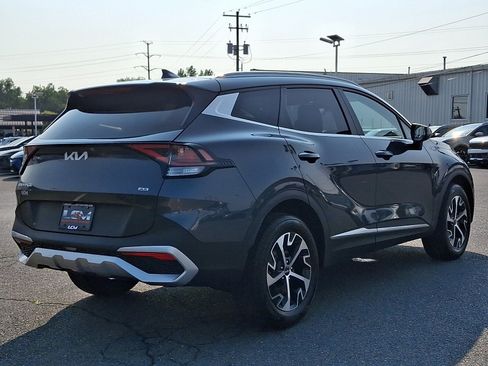 Used 2023 Kia Sportage EX AWD/4WD image 4