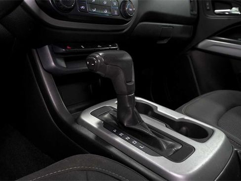 Used 2020 Chevrolet Colorado LT w/ LT Convenience Package image 20