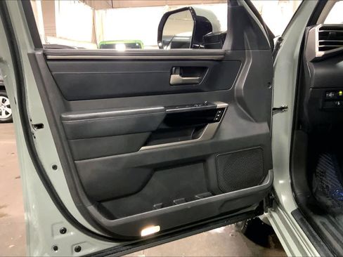 Used 2024 Toyota Tundra Limited image 21