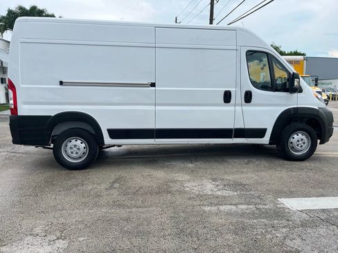Used 2021 RAM ProMaster 2500 image 4