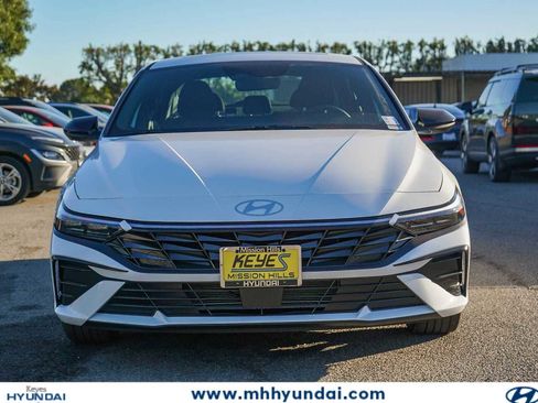 New 2026 Hyundai Elantra SEL Sport FWD image 2