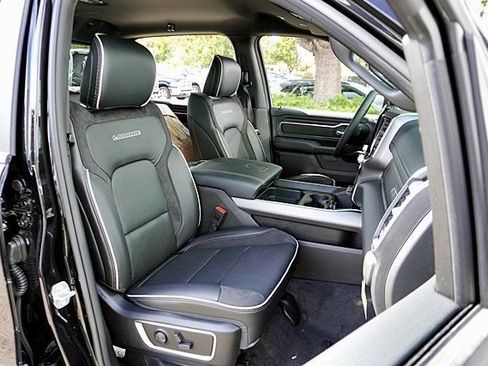 New 2026 RAM 1500 Laramie w/ Night Edition AWD/4WD image 17