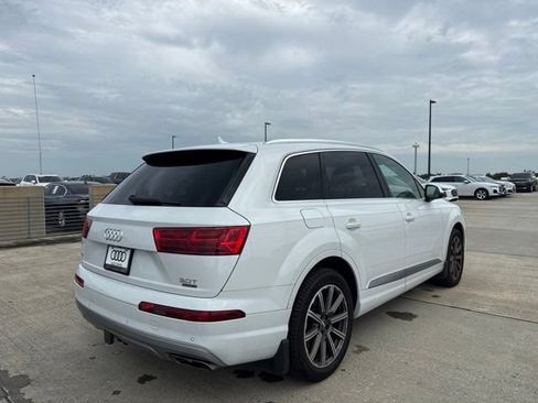Used 2017 Audi Q7 3.0T Premium Plus AWD/4WD image 3