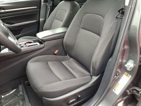 Used 2023 Nissan Altima 2.5 SV image 10