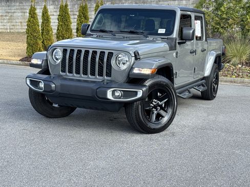 Used 2021 Jeep Gladiator Sport image 5