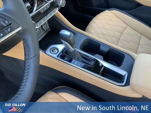 New 2025 Nissan Sentra SV w/ SV Premium Package image 8