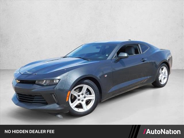 Used 2017 Chevrolet Camaro LT RWD image 1