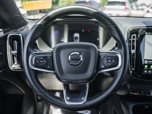 Used 2023 Volvo C40 P8 Recharge Ultimate AWD/4WD image 29