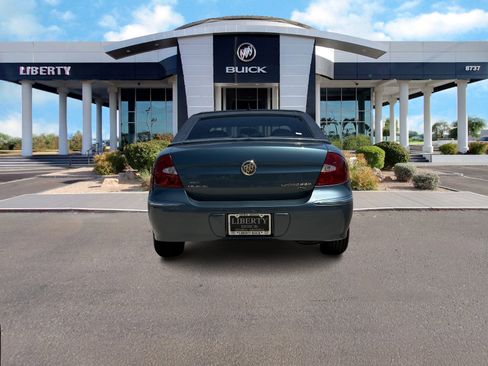 Used 2006 Buick LaCrosse CXL w/ Chrome Appearance Package image 4