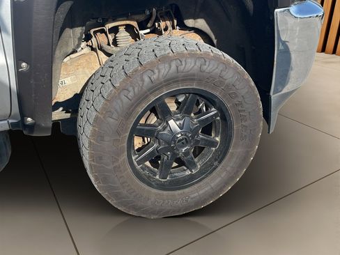 Used 2019 Chevrolet Silverado 3500 LTZ image 24