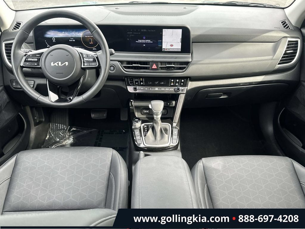 Certified 2026 Kia Seltos EX FWD image 11
