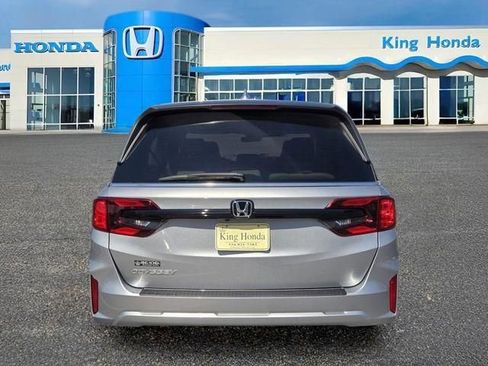 New 2026 Honda Odyssey EX-L image 8