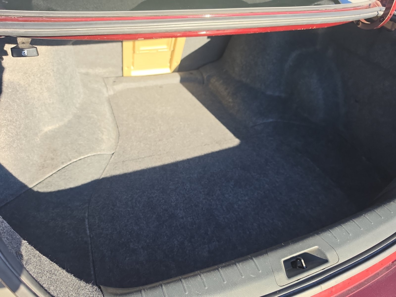 Used 2011 Honda Accord EX-L image 25