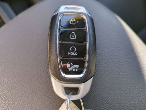 Certified 2022 Hyundai Kona Limited image 29