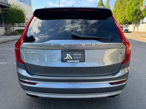 Used 2017 Volvo XC90 T6 Momentum w/ Vision Package AWD/4WD image 9